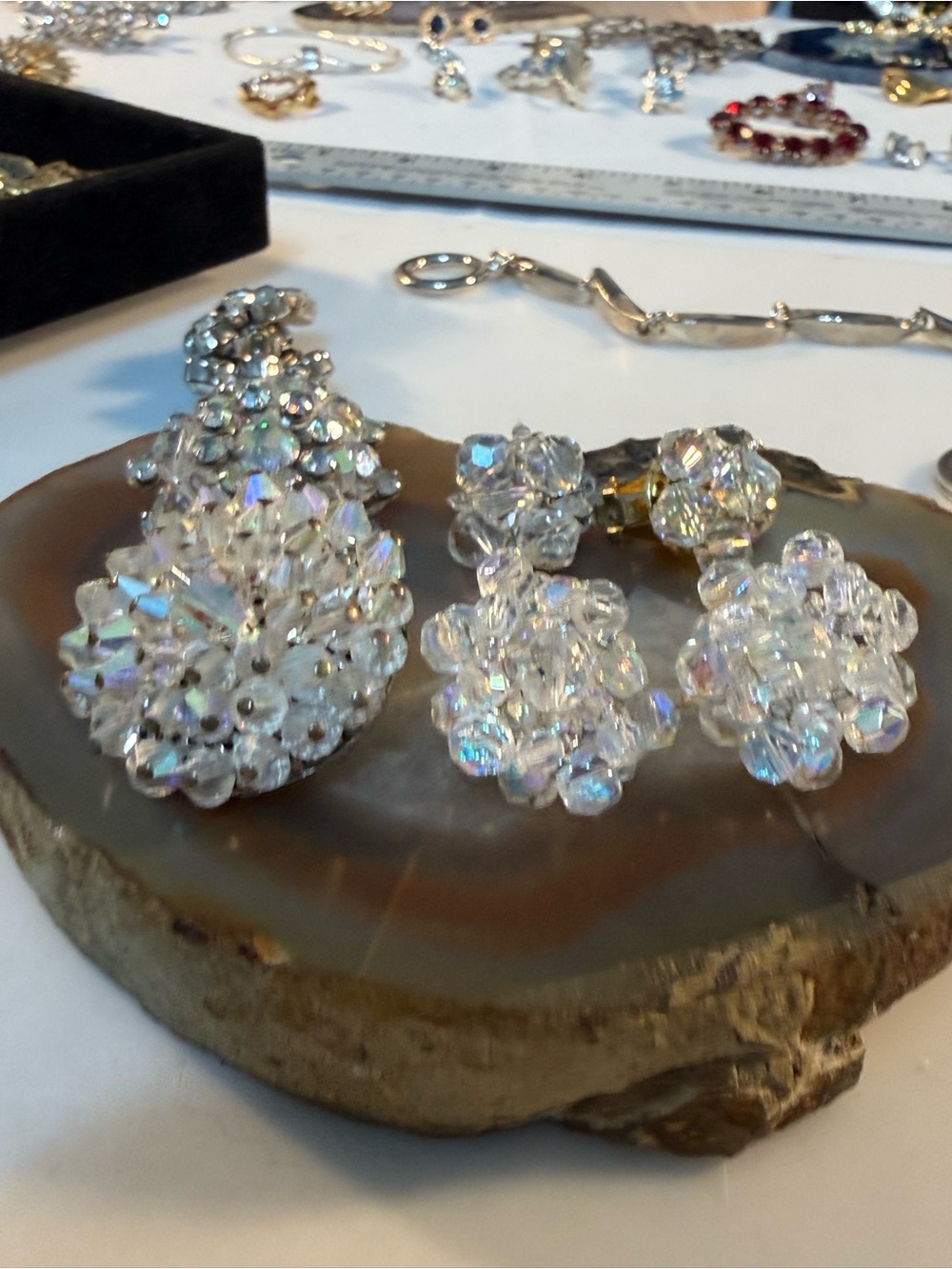 Vintage glass AB Cluster brooch w Clip-On Earrings Guc